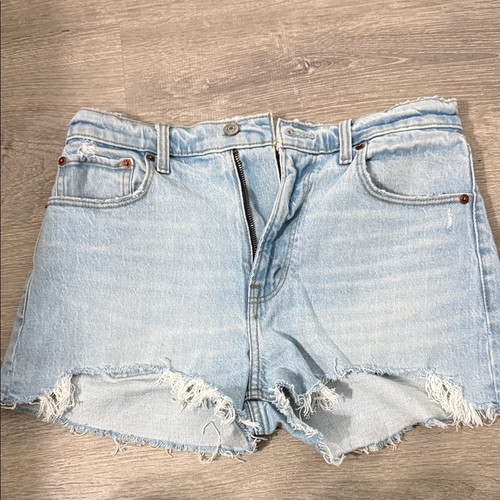 Light Wash Distressed Denim Jean Shorts - Women's